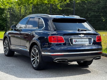 Used Bentley Bentayga 2016 for sale - 76561361: Photo