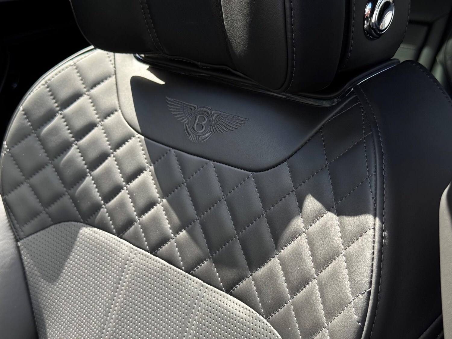 Used Bentley Bentayga 2016 for sale - 76561361: Photo 62