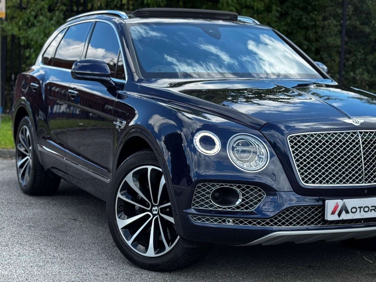 Used Bentley Bentayga 2016 for sale - 76561361: Photo 7
