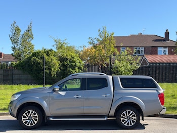 Used Nissan Navara 2017 for sale - 79553184: Photo
