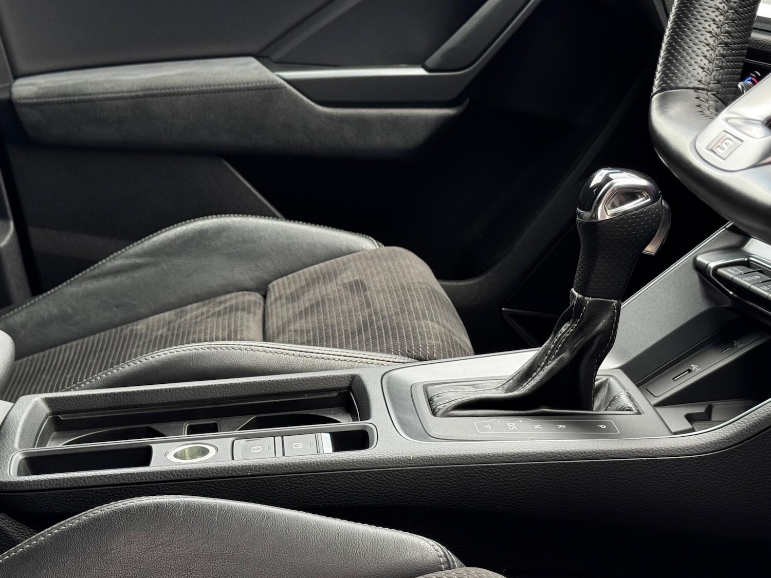 Used Audi Q3 2019 for sale - 76560906: Photo 30