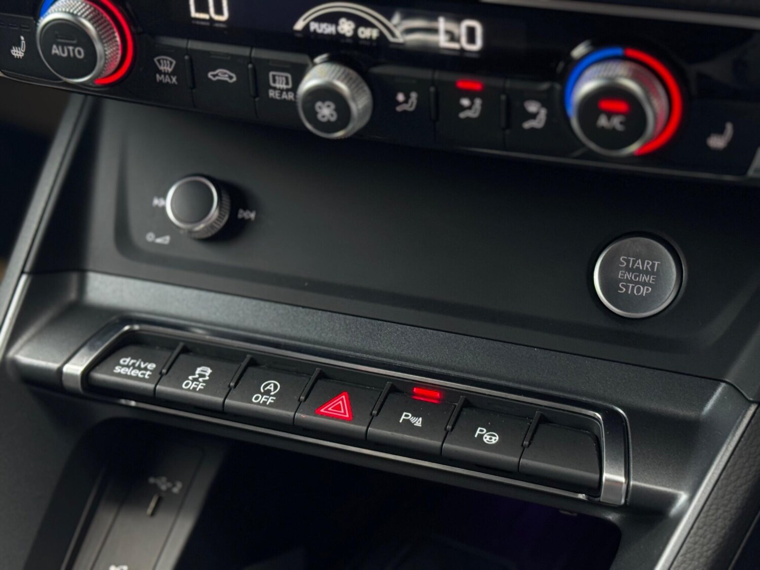 Used Audi Q3 2019 for sale - 76560906: Photo 33