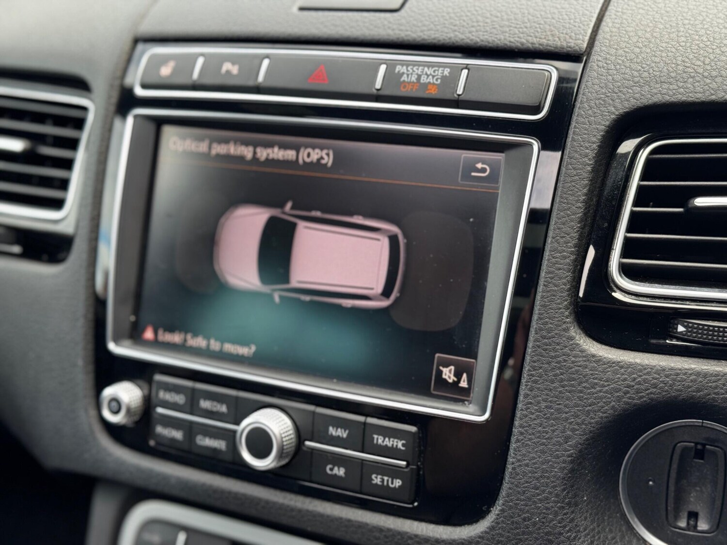 Used Volkswagen Touareg 2016 for sale - 76561198: Photo 34