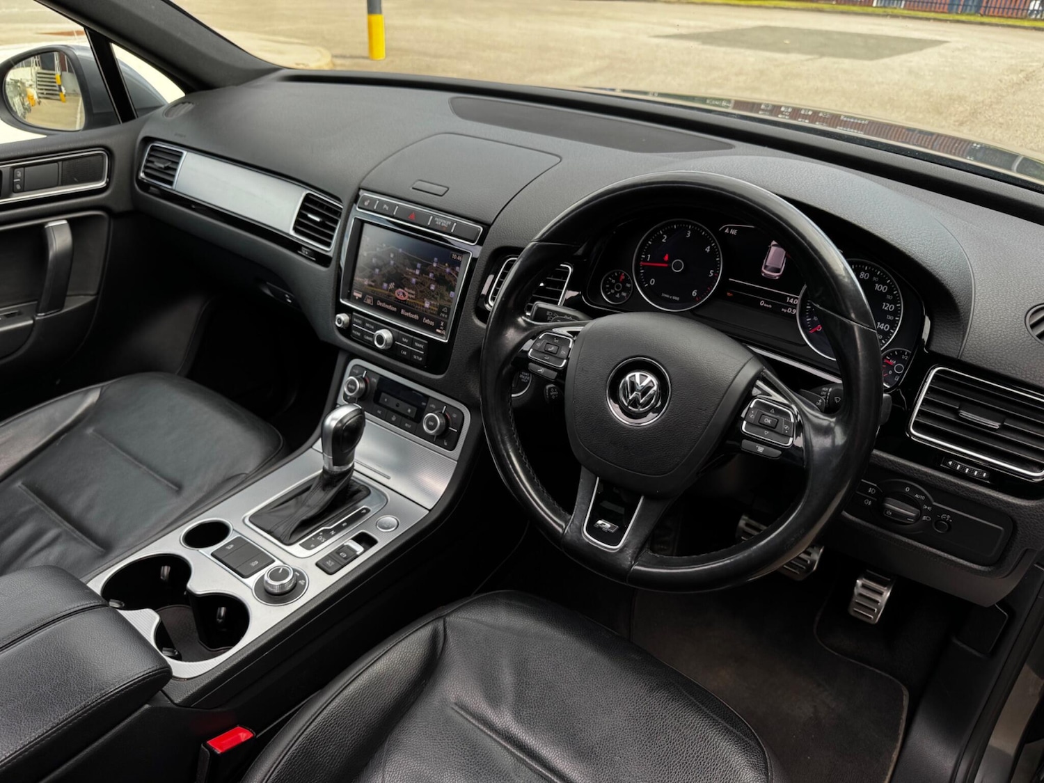 Used Volkswagen Touareg 2016 for sale - 76561198: Photo 4