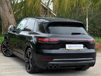 Used Porsche Cayenne 2021 for sale - 78601961: Photo
