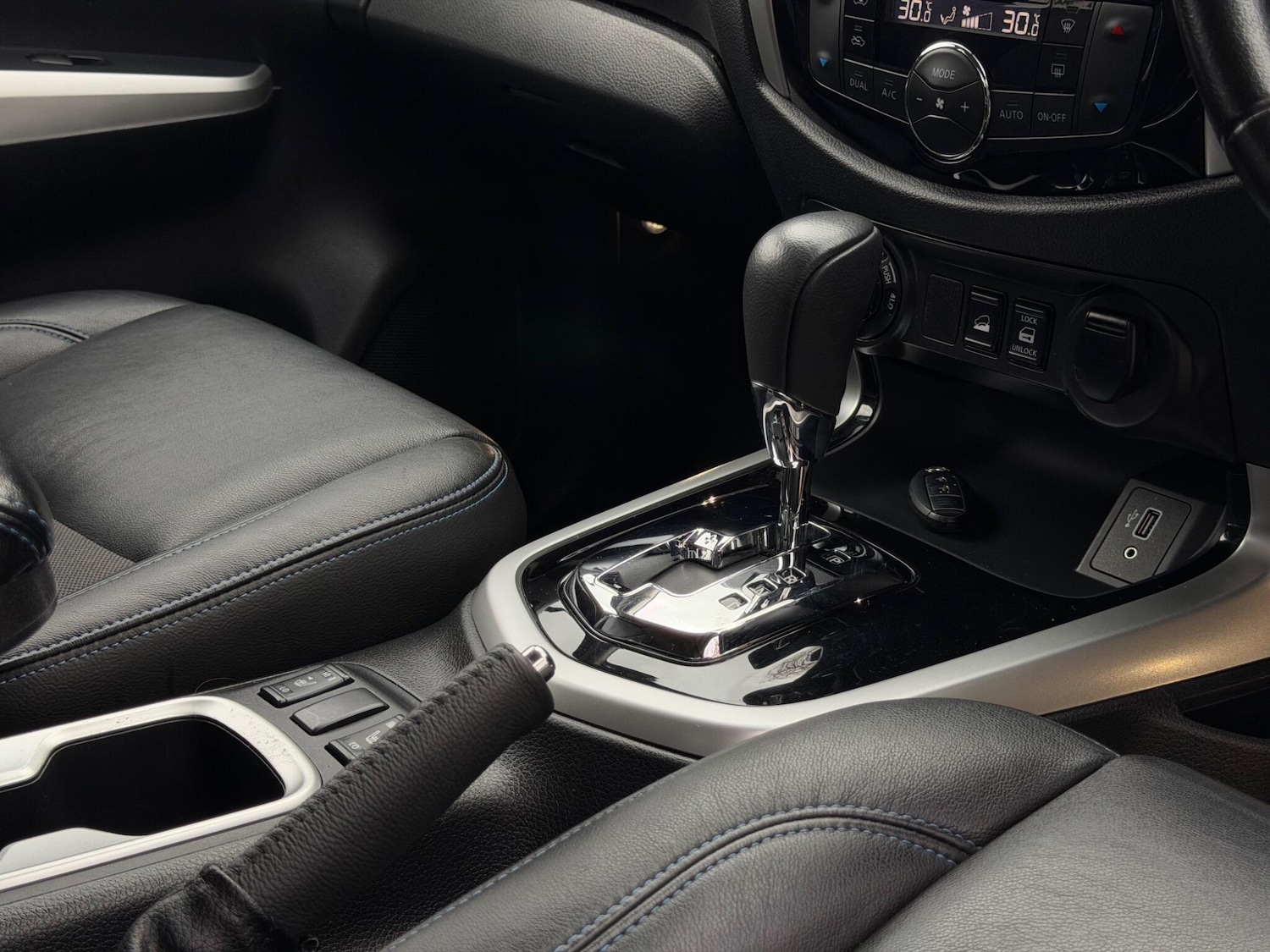 Used Nissan Navara 2021 for sale - 77386857: Photo 29