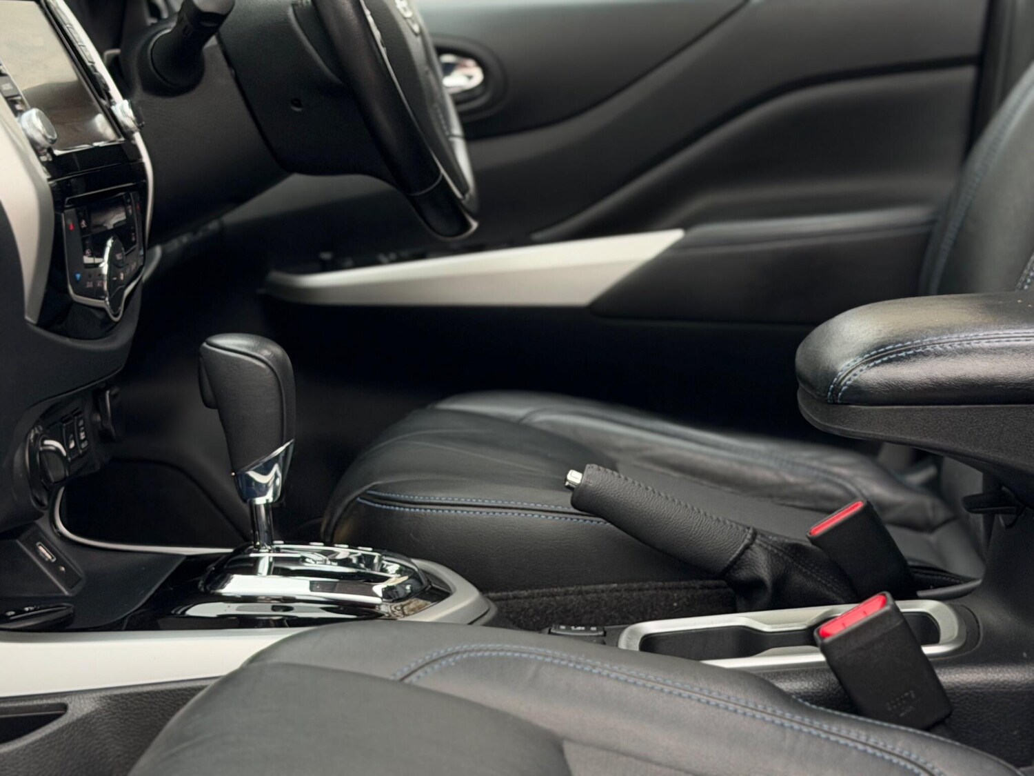 Used Nissan Navara 2021 for sale - 77386857: Photo 31