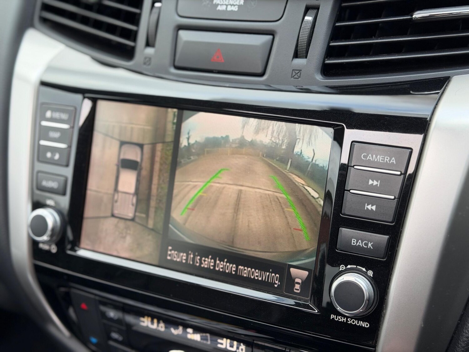 Used Nissan Navara 2021 for sale - 77386857: Photo 33