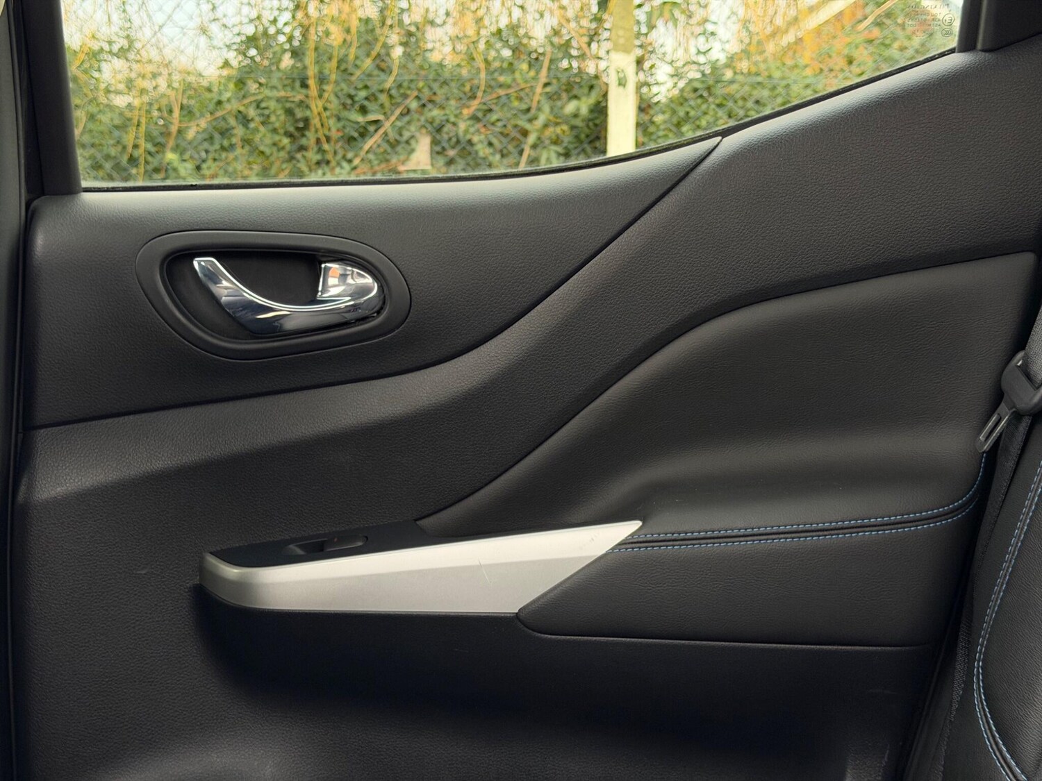 Used Nissan Navara 2021 for sale - 77386857: Photo 41