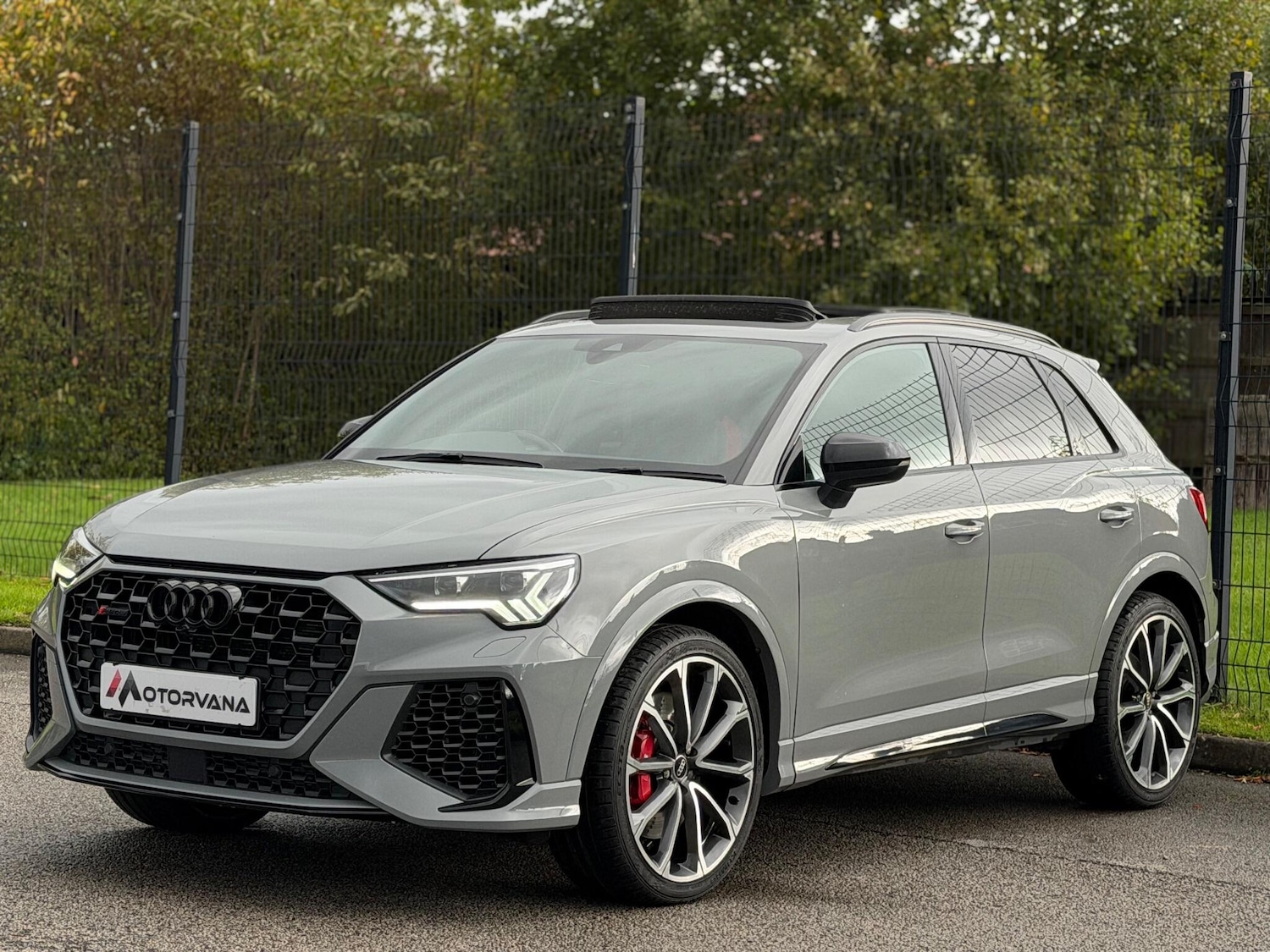 Used Audi RS Q3 2022 for sale - 76560873: Photo 2