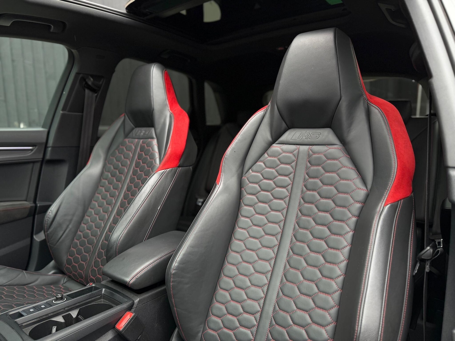 Used Audi RS Q3 2022 for sale - 76560873: Photo 6