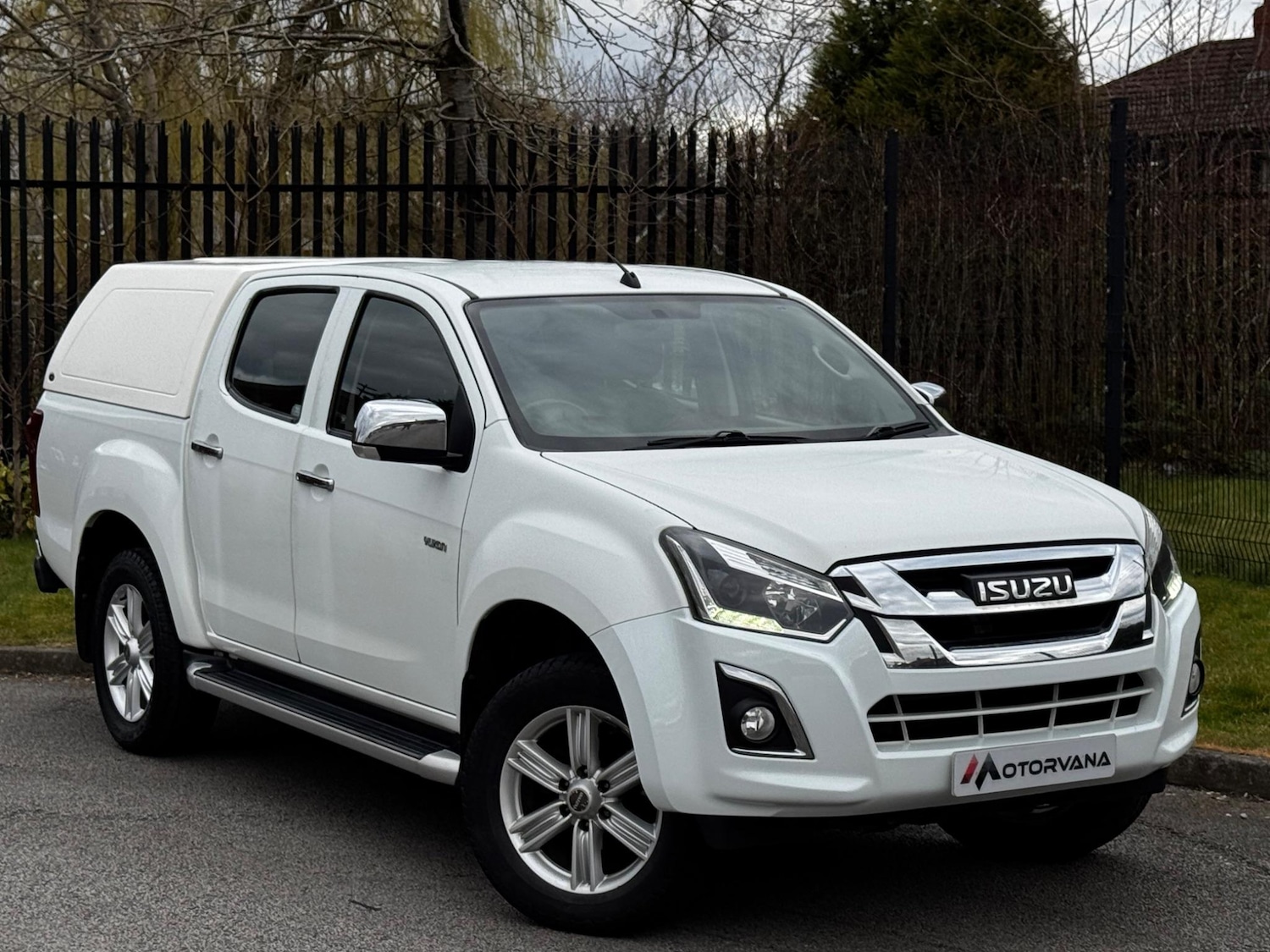 Used Isuzu D-Max 2018 for sale - 76561738: Photo 1