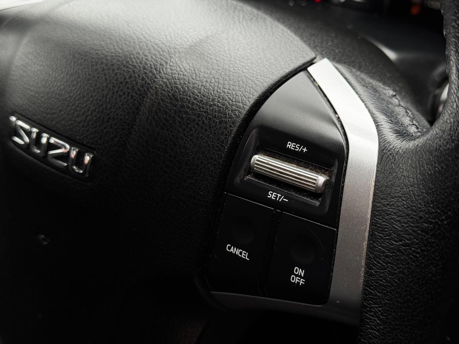 Used Isuzu D-Max 2018 for sale - 76561738: Photo 13