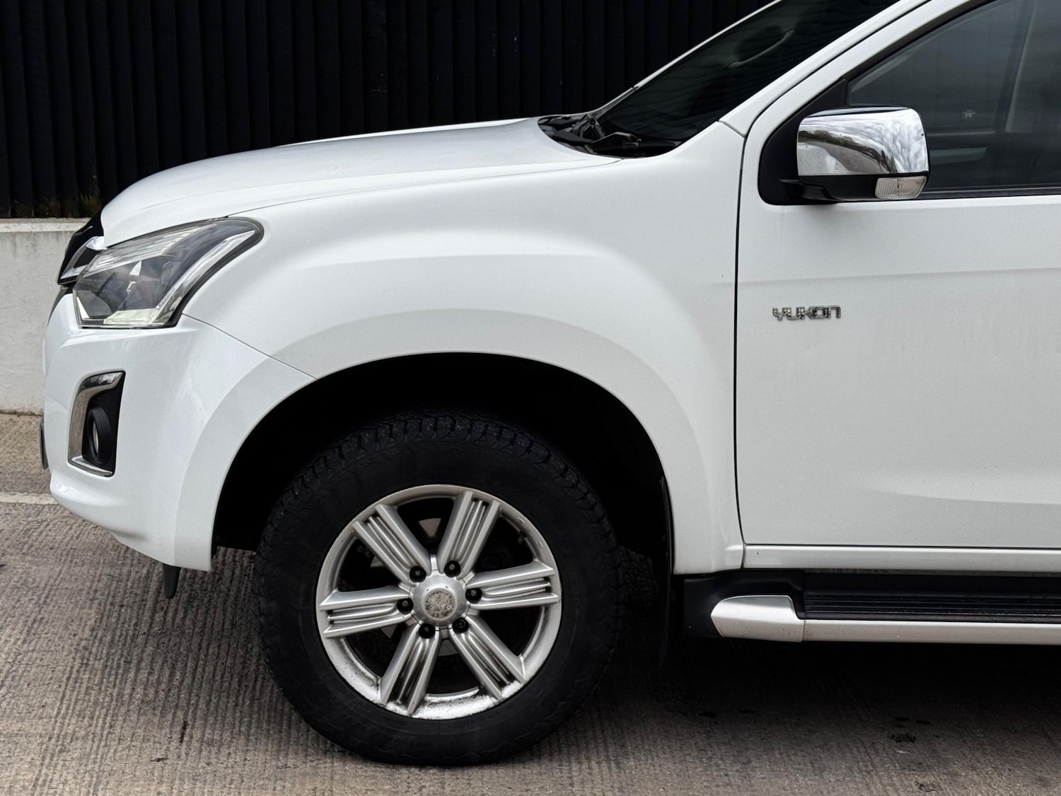 Used Isuzu D-Max 2018 for sale - 76561738: Photo 17