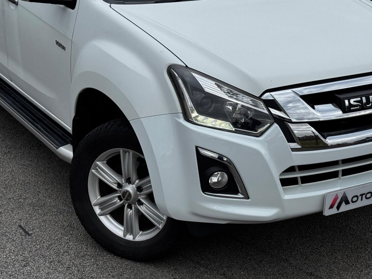 Used Isuzu D-Max 2018 for sale - 76561738: Photo 24