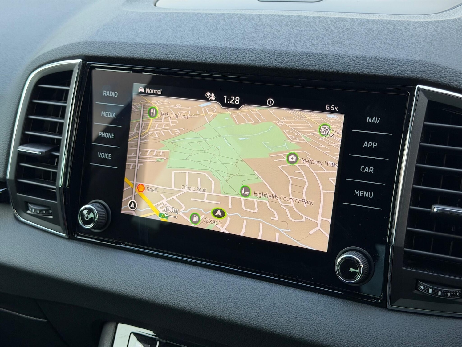 Used Skoda Karoq 2024 for sale - 77237936: Photo 28