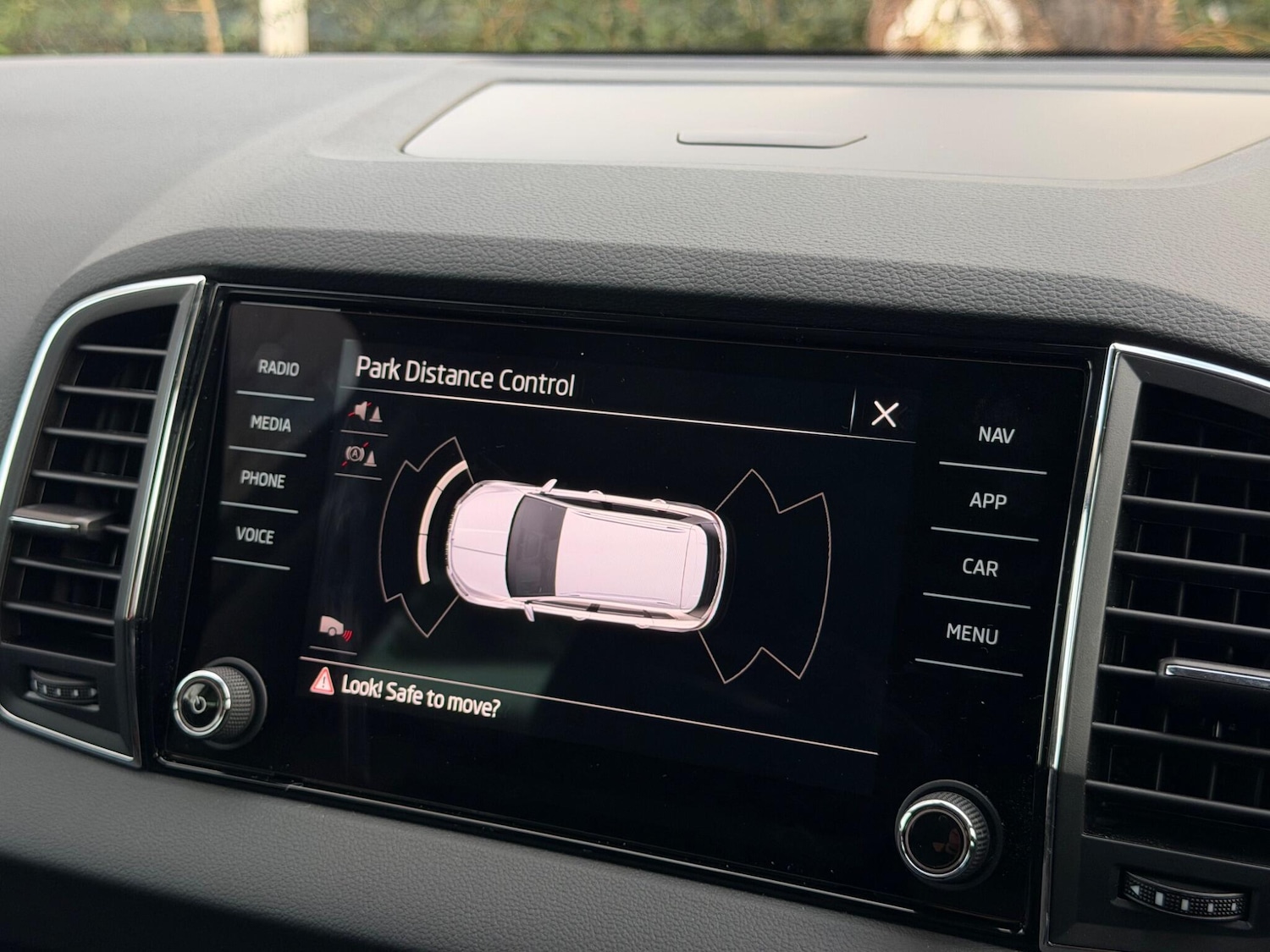 Used Skoda Karoq 2024 for sale - 77237936: Photo 29