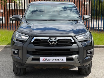 Used Toyota Hilux 2023 for sale - 79553185: Photo