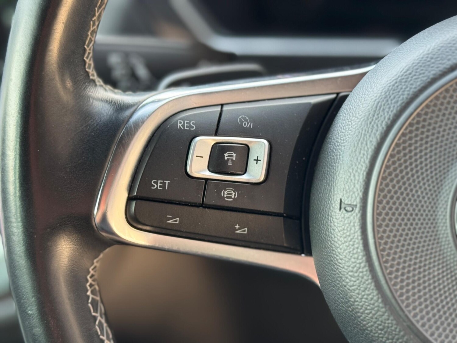 Used Volkswagen Tiguan 2019 for sale - 76562482: Photo 22