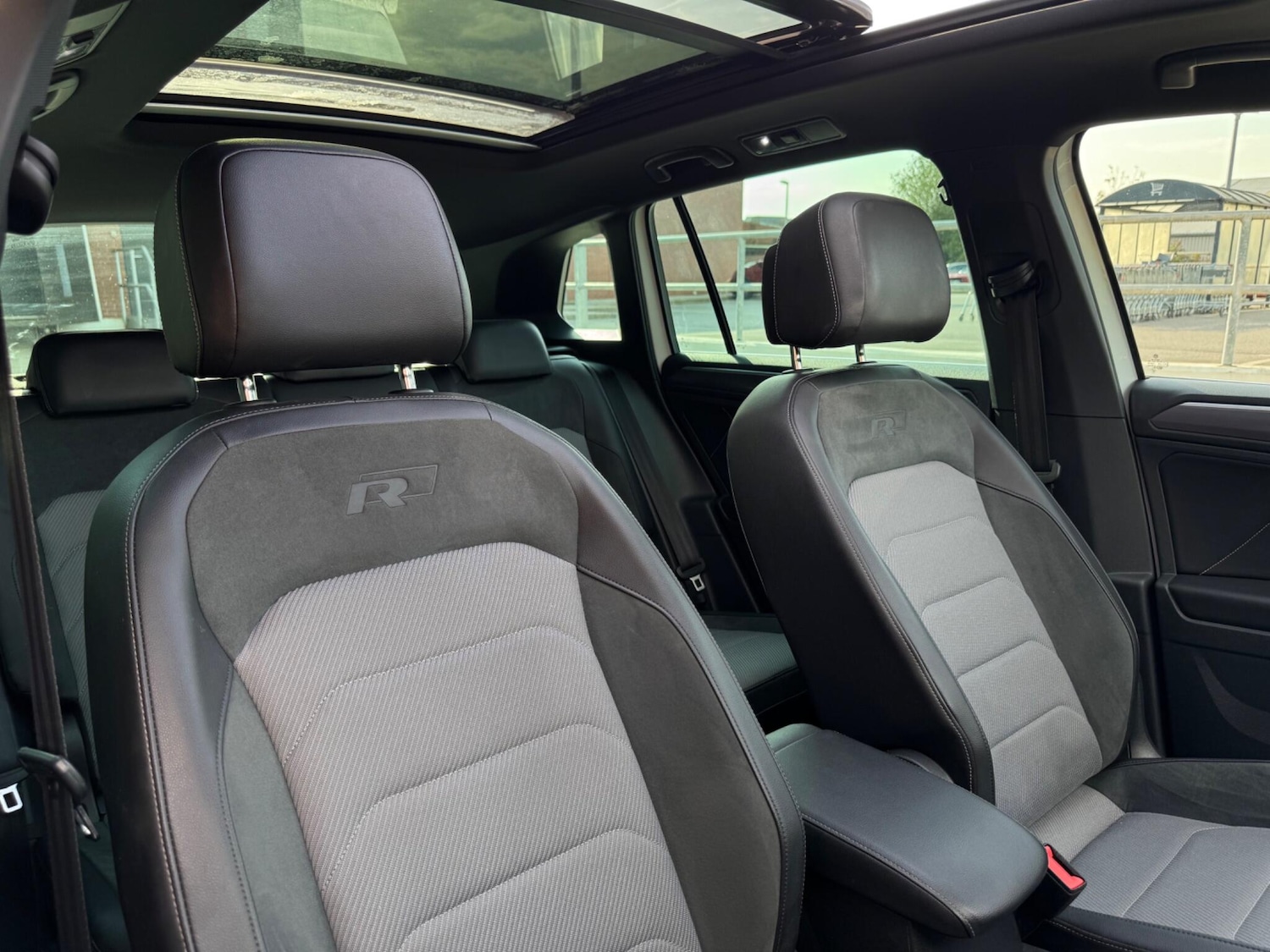 Used Volkswagen Tiguan 2019 for sale - 76562482: Photo 5