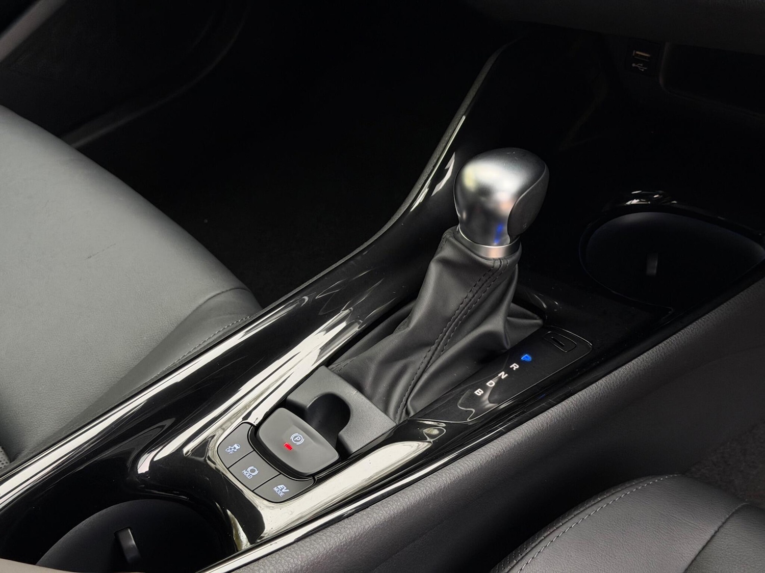 Used Toyota C-HR 2020 for sale - 78127955: Photo 16