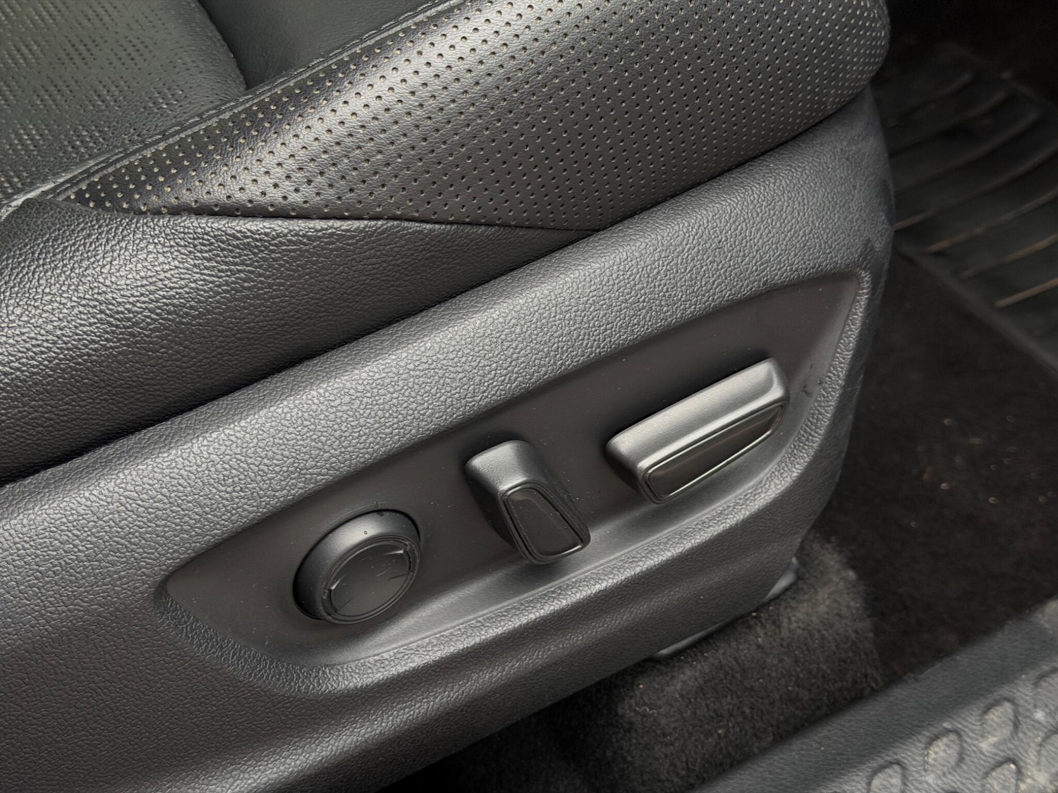 Used Toyota C-HR 2020 for sale - 78127955: Photo 20