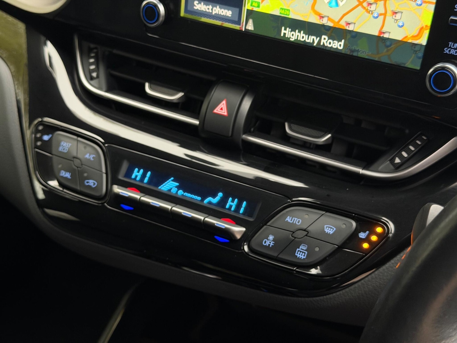 Used Toyota C-HR 2020 for sale - 78127955: Photo 24