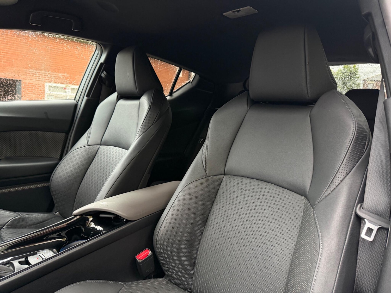 Used Toyota C-HR 2020 for sale - 78127955: Photo 29