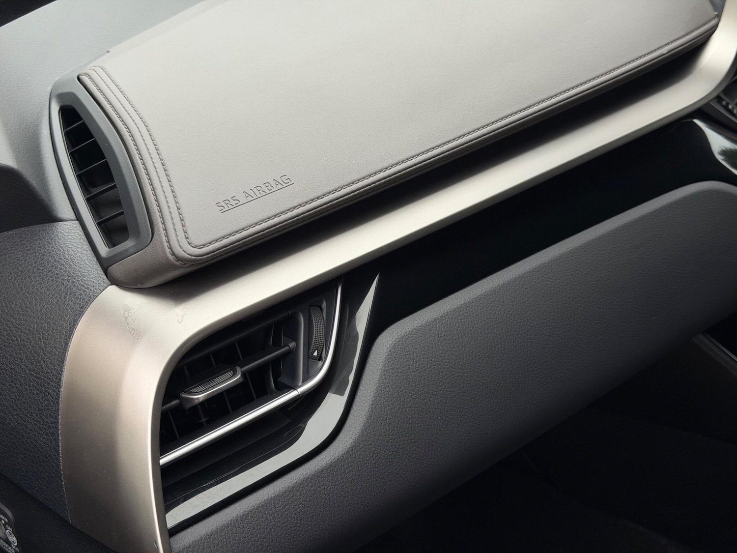 Used Toyota C-HR 2020 for sale - 78127955: Photo 32