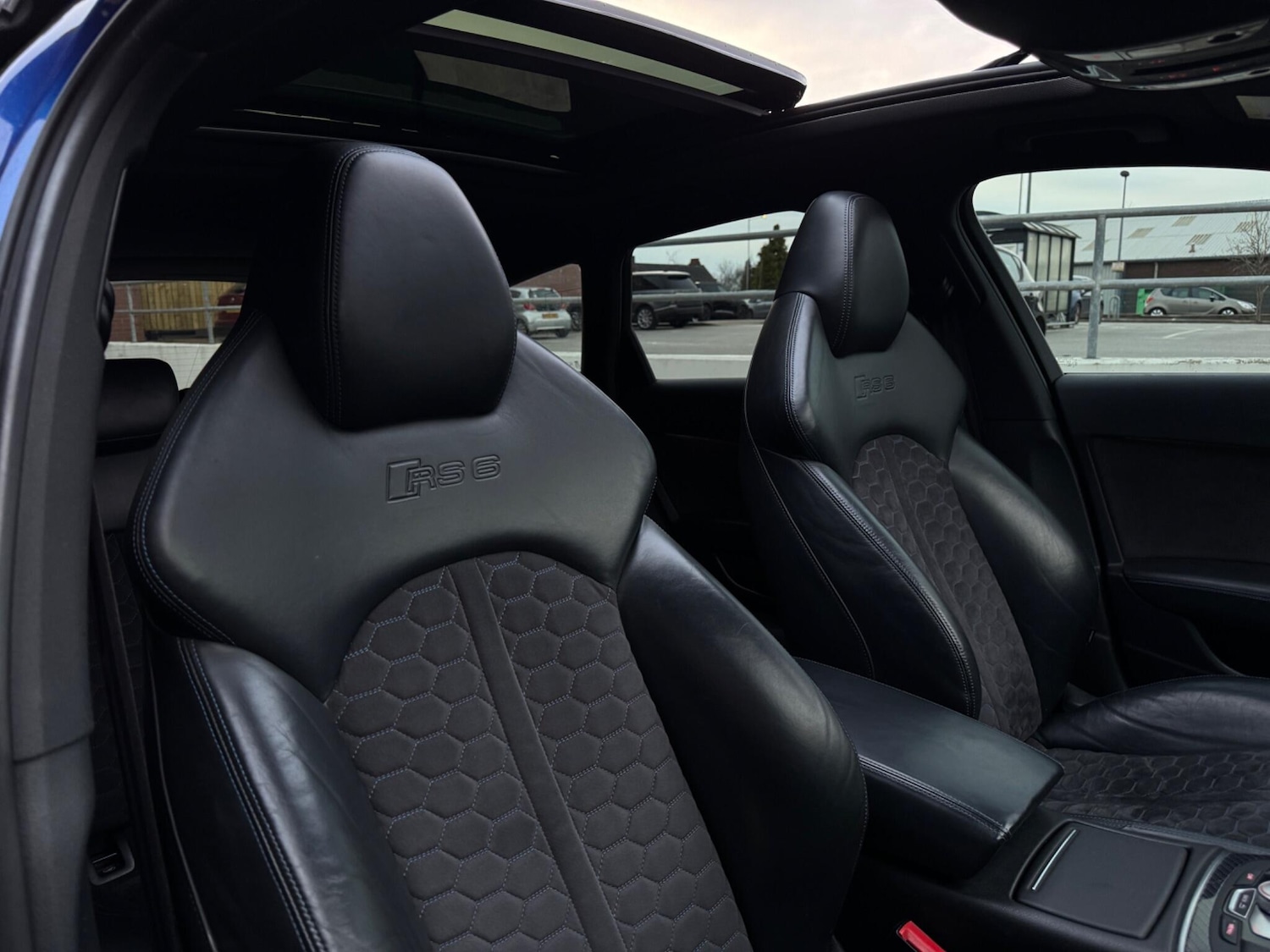 Used Audi RS6 2017 for sale - 78047119: Photo 5