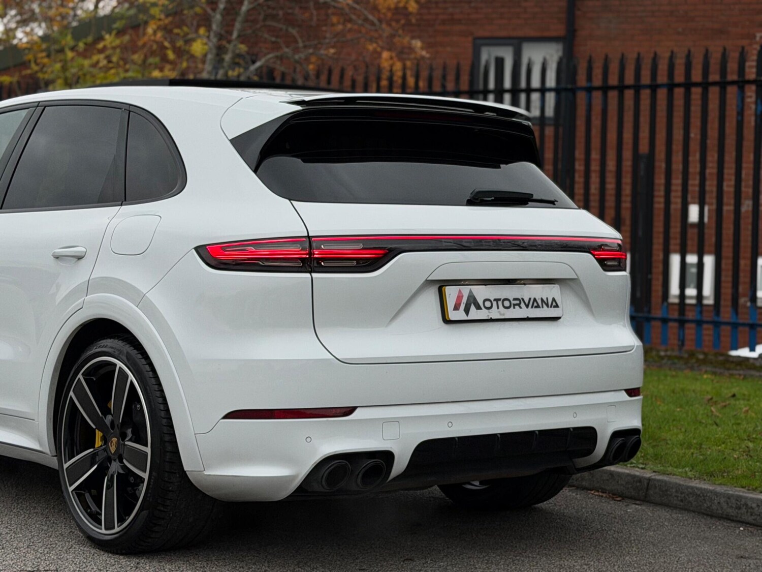 Used Porsche Cayenne 2020 for sale - 76561580: Photo 10
