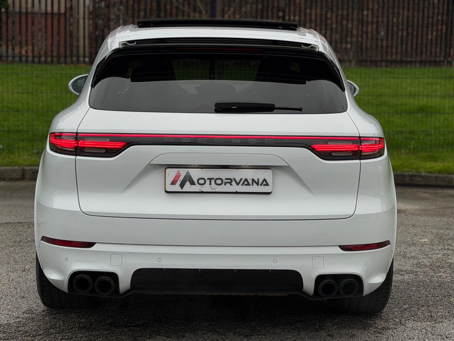 Used Porsche Cayenne 2020 for sale - 76561580: Photo 16