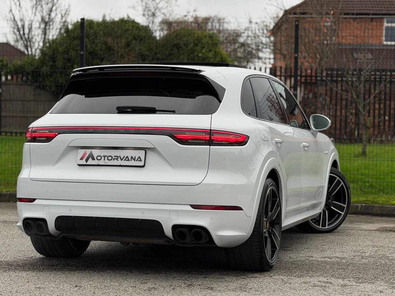 Used Porsche Cayenne 2020 for sale - 76561580: Photo 17