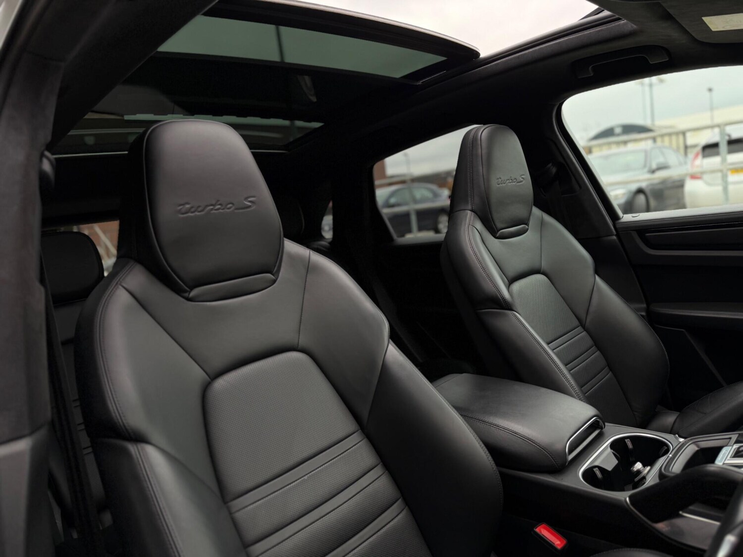 Used Porsche Cayenne 2020 for sale - 76561580: Photo 23