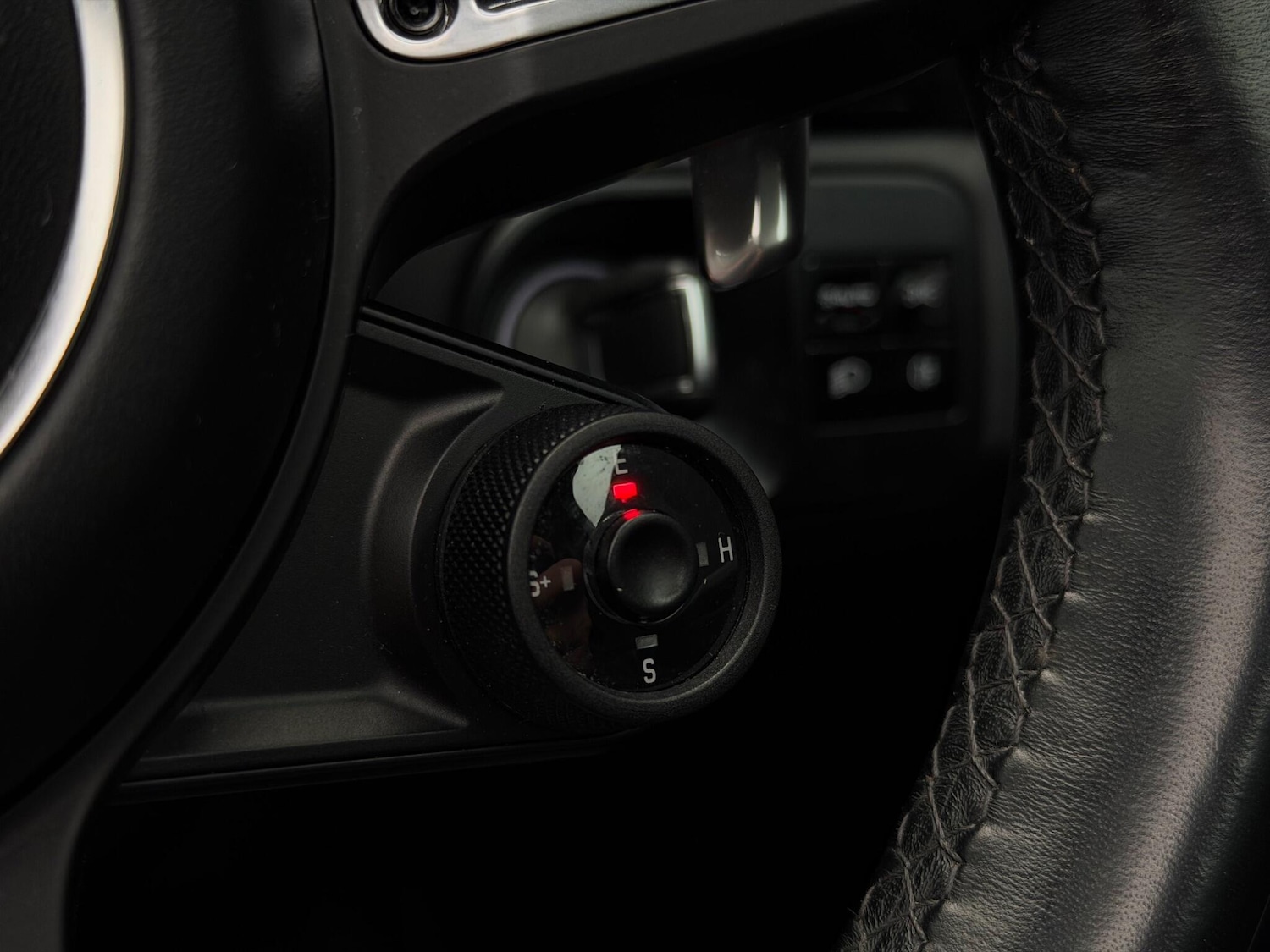 Used Porsche Cayenne 2020 for sale - 76561580: Photo 27