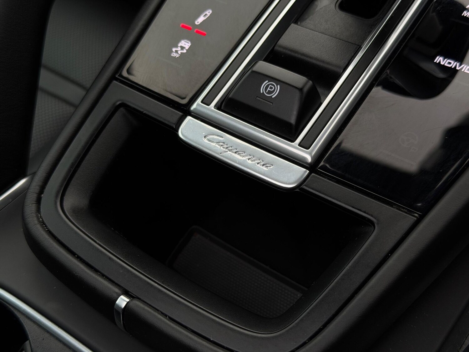 Used Porsche Cayenne 2020 for sale - 76561580: Photo 30