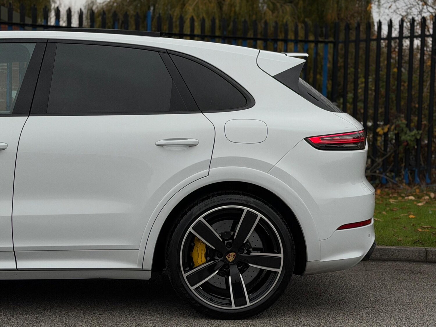 Used Porsche Cayenne 2020 for sale - 76561580: Photo 40