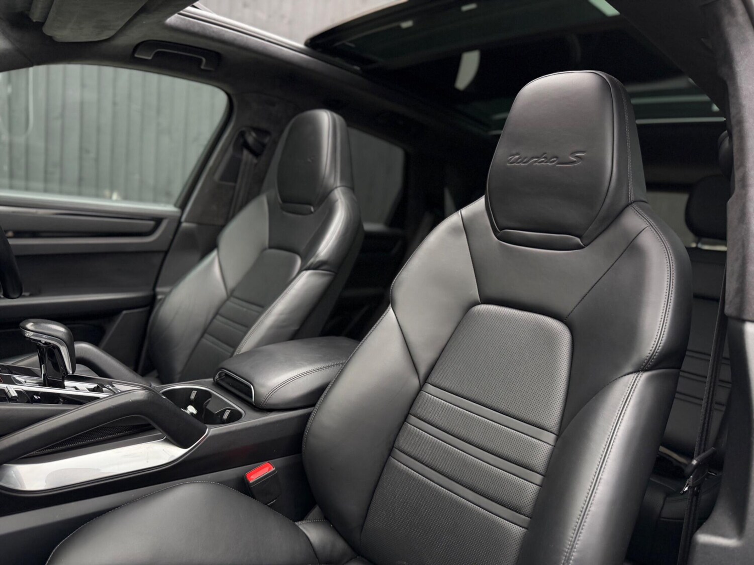 Used Porsche Cayenne 2020 for sale - 76561580: Photo 56