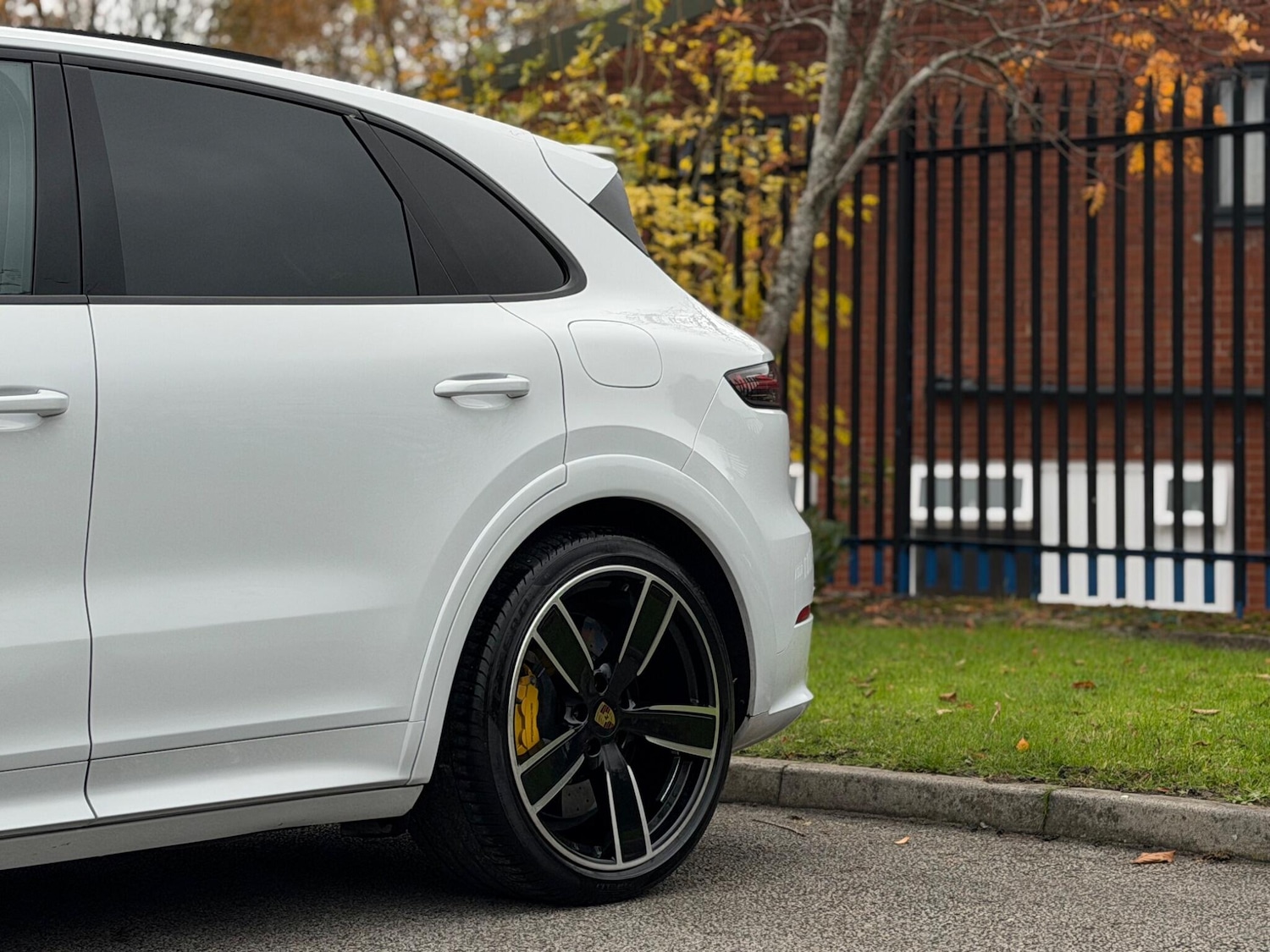 Used Porsche Cayenne 2020 for sale - 76561580: Photo 61