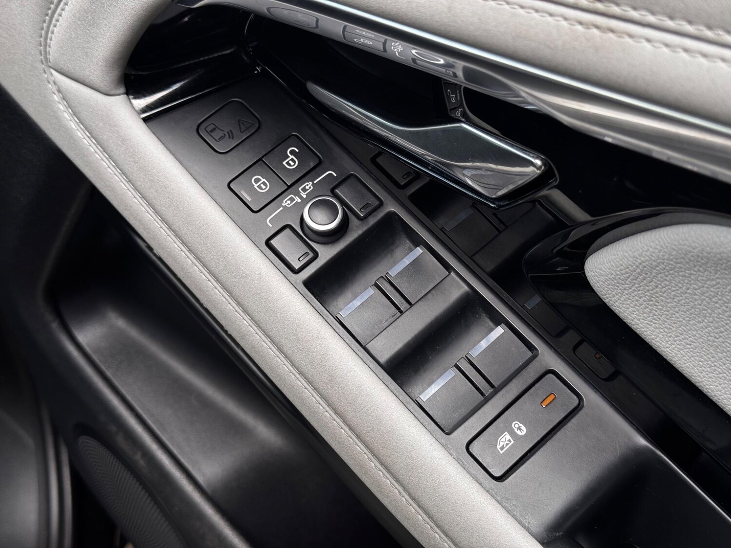 Used Land Rover Range Rover Evoque 2019 for sale - 76561725: Photo 17