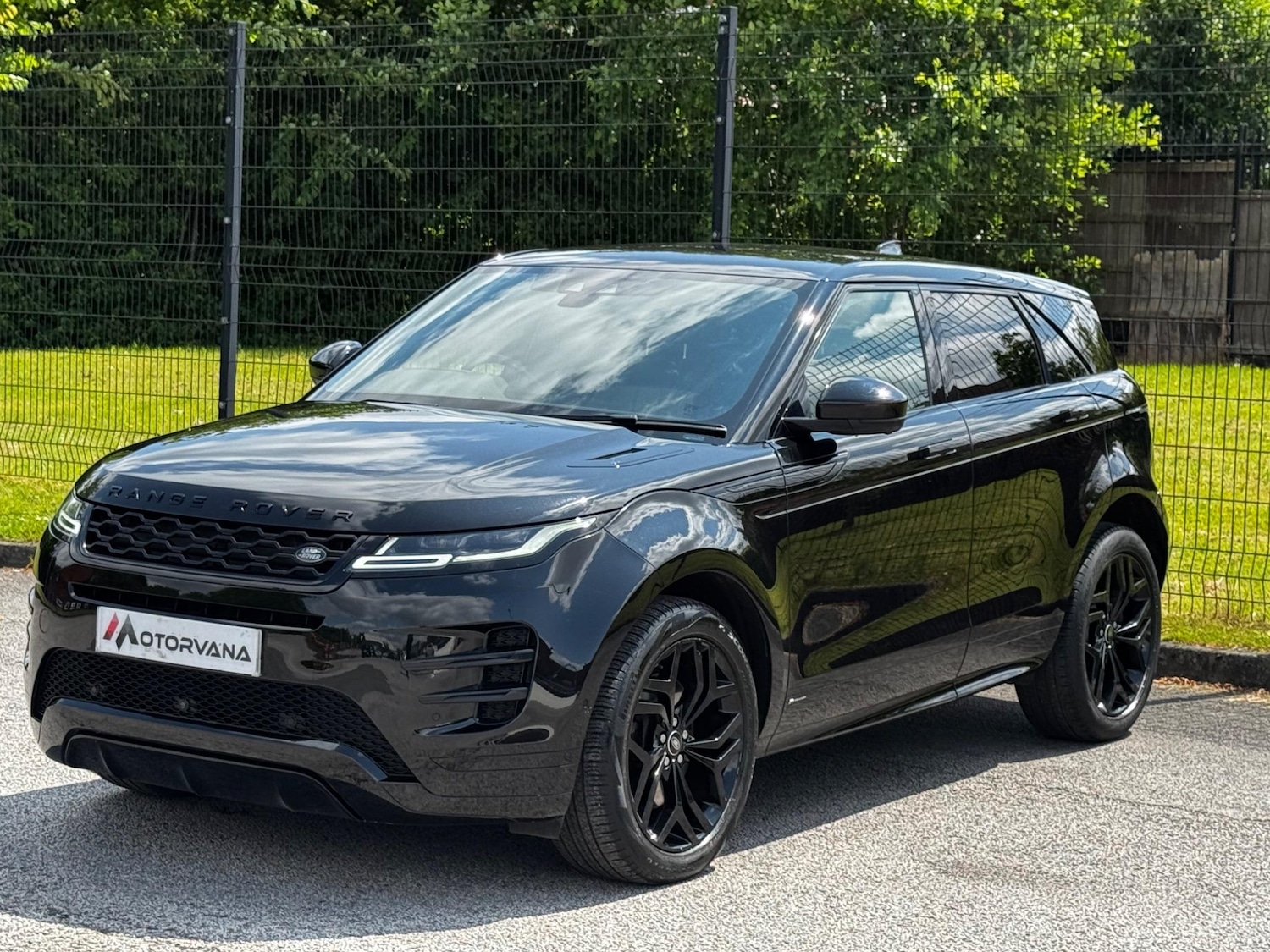 Used Land Rover Range Rover Evoque 2019 for sale - 76561725: Photo 2