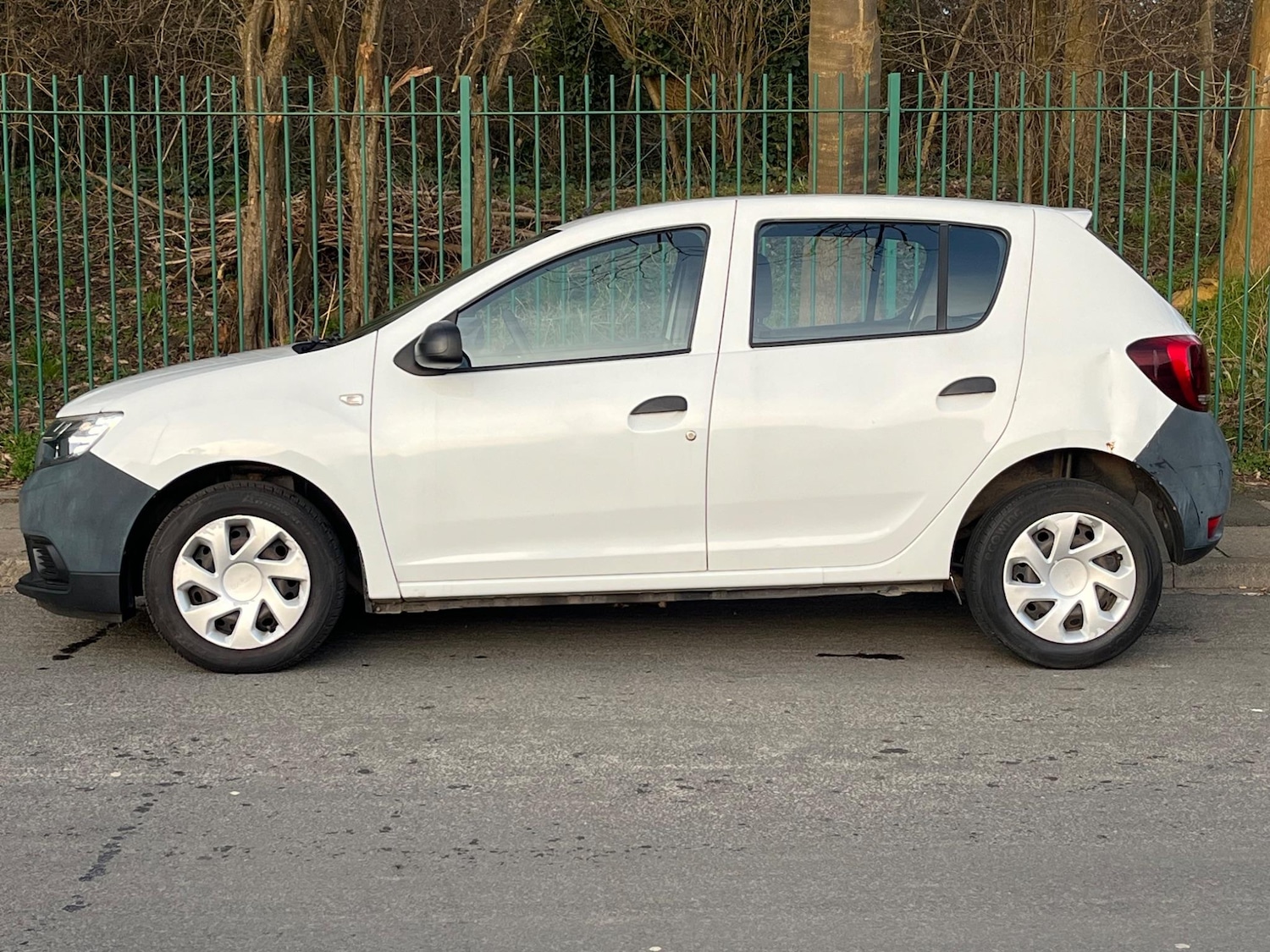 Used Dacia Sandero 2017 for sale - 76562490: Photo 4
