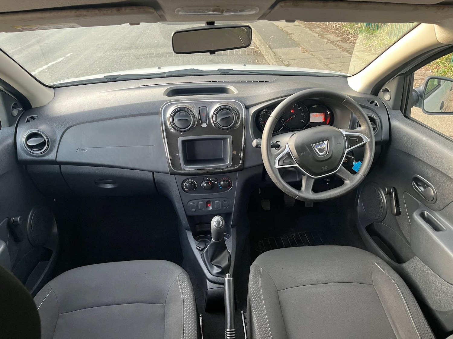 Used Dacia Sandero 2017 for sale - 76562490: Photo 9