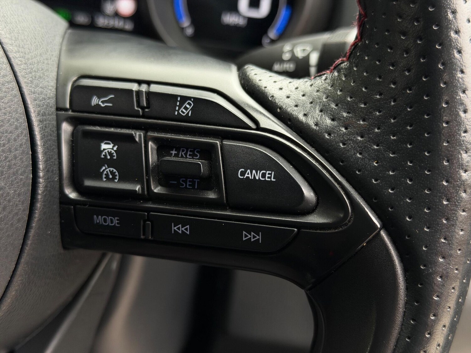 Used Toyota Yaris 2023 for sale - 76561720: Photo 25