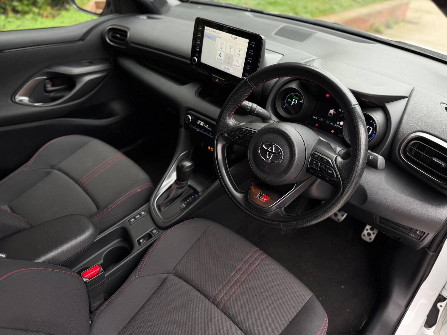 Used Toyota Yaris 2023 for sale - 76561720: Photo 5