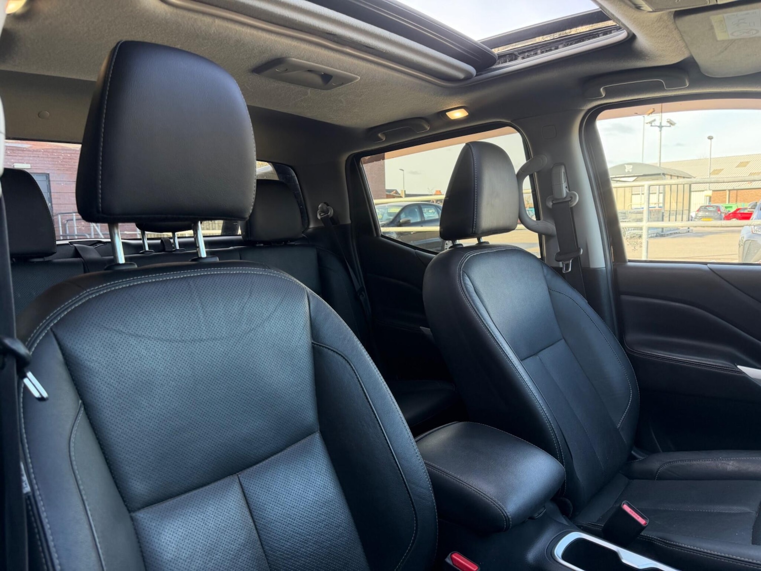 Used Nissan Navara 2020 for sale - 77478976: Photo 17