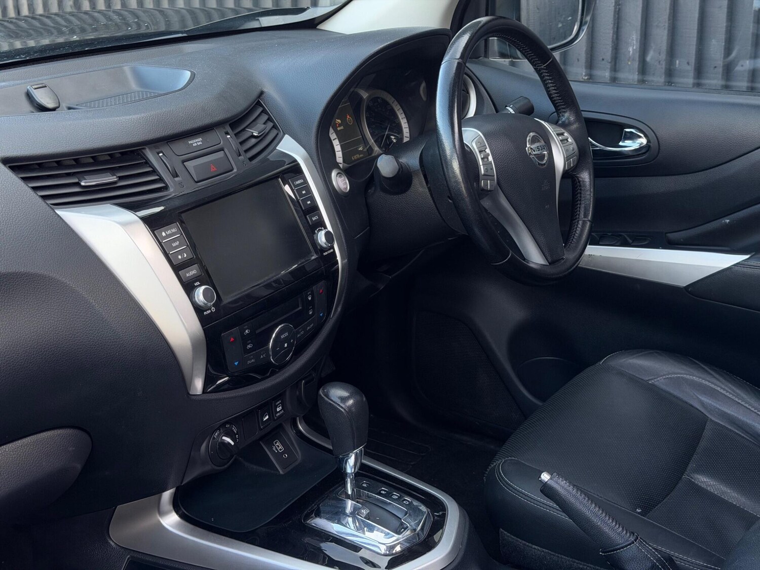 Used Nissan Navara 2020 for sale - 77478976: Photo 23