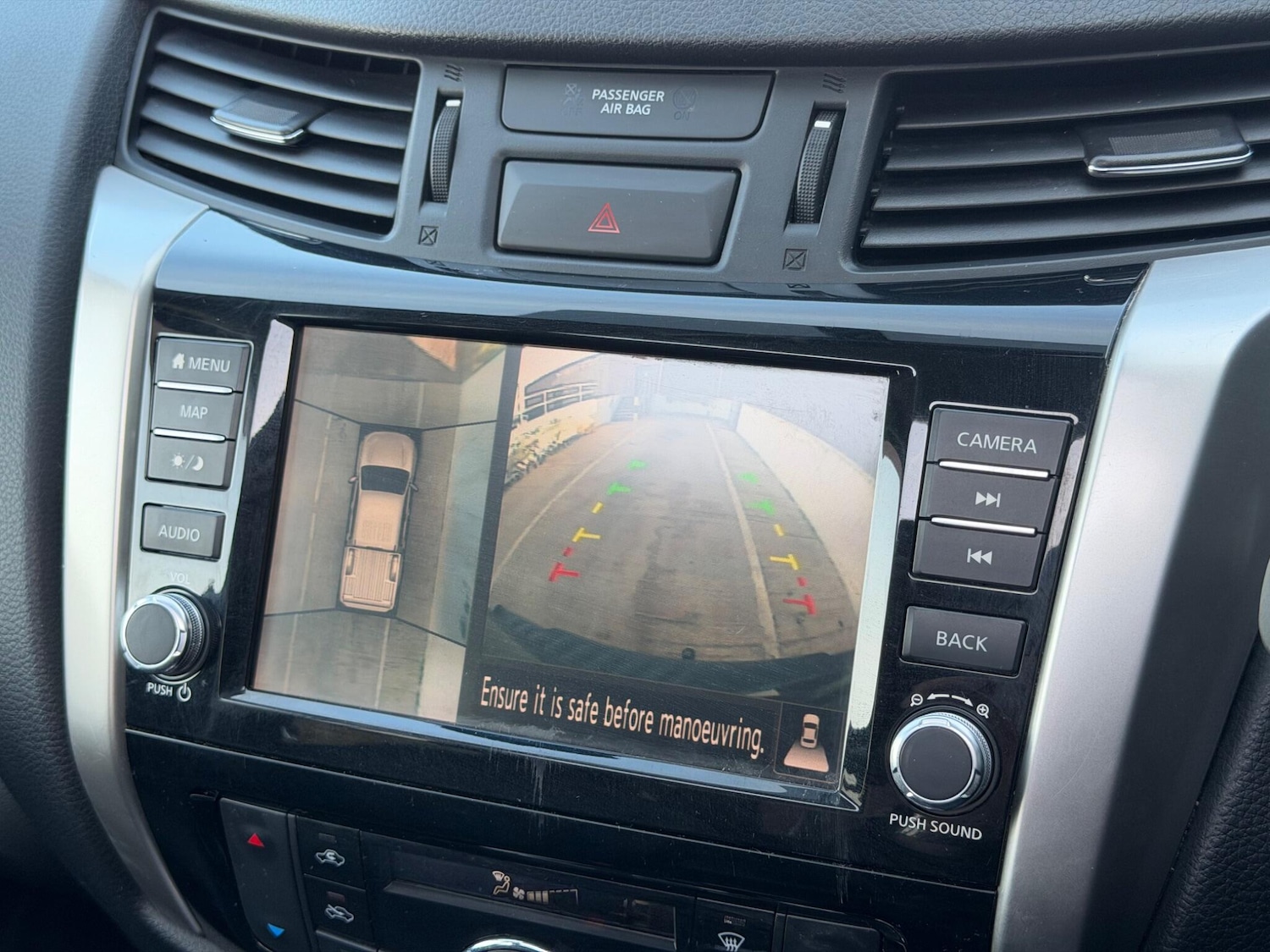 Used Nissan Navara 2020 for sale - 77478976: Photo 28