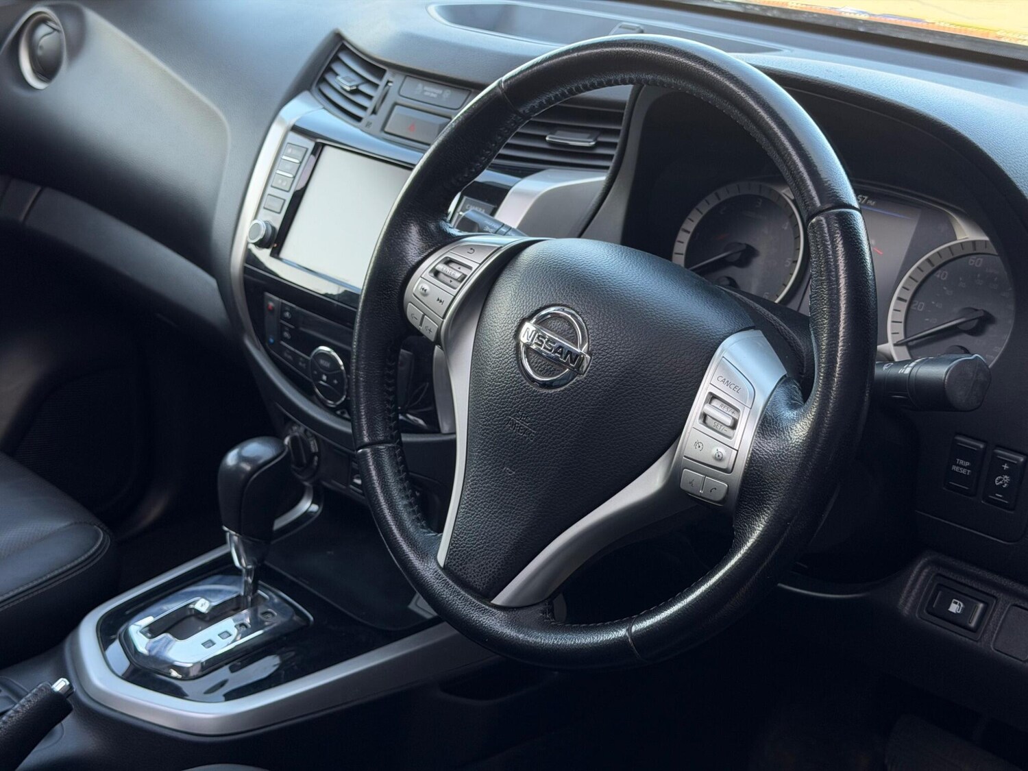 Used Nissan Navara 2020 for sale - 77478976: Photo 31