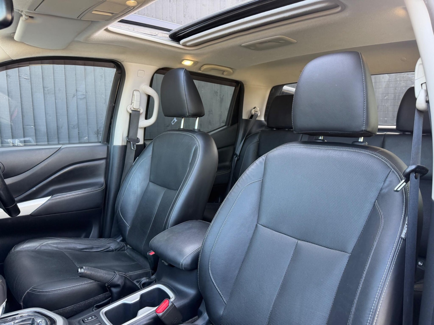 Used Nissan Navara 2020 for sale - 77478976: Photo 5